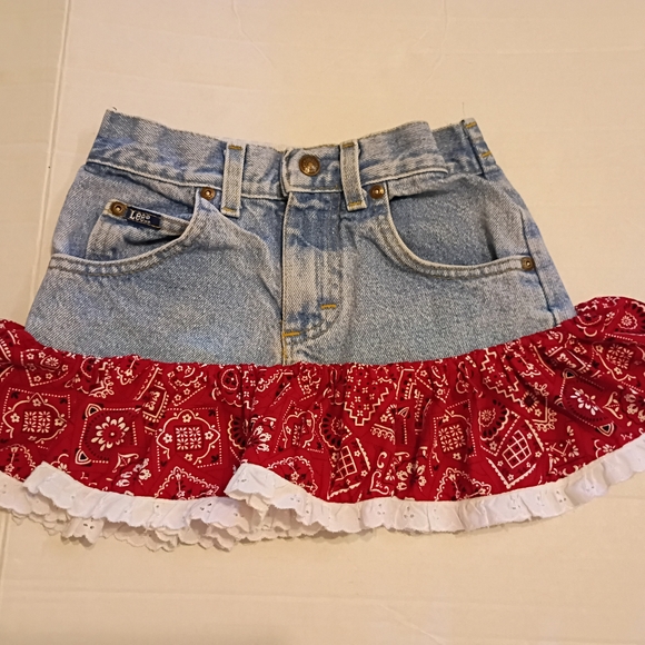Lee Other - VTG Lee‎ Girls Denim Skirt with Red Bandana Ruffle Sz 6